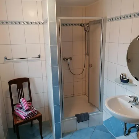 Гостевой дом Gaestehaus Burg Molbach Kreuzau