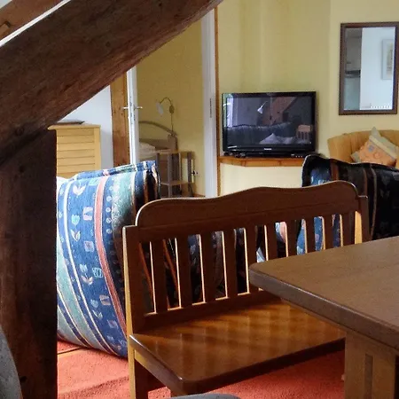 Гостевой дом Gaestehaus Burg Molbach Kreuzau