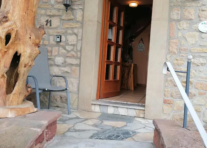 Gaestehaus Burg Molbach Affittacamere 3*