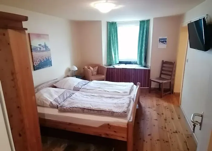 게스트하우스 Gaestehaus Burg Molbach 3*