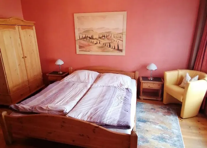 Gaestehaus Burg Molbach Kreuzau