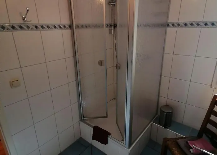 게스트하우스 Gaestehaus Burg Molbach