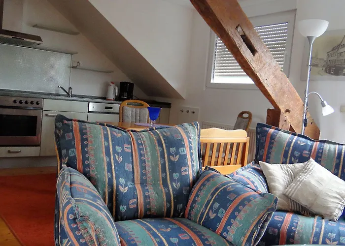 Gaestehaus Burg Molbach 게스트하우스 3*