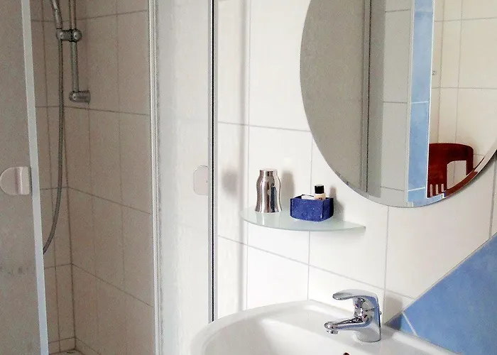 Gaestehaus Burg Molbach 게스트하우스 Kreuzau